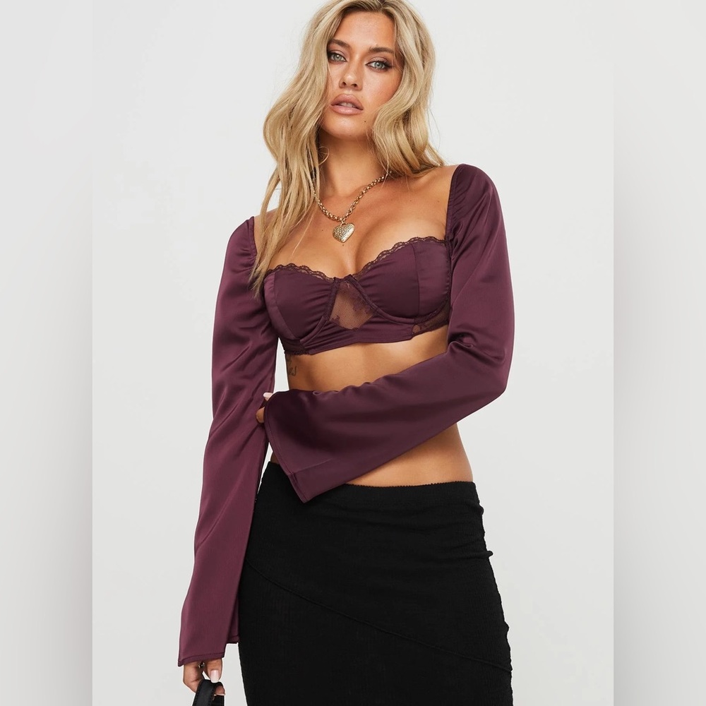 Princess Polly Lower Impact Passionate Micro Crop‎ Top Purple size 4
